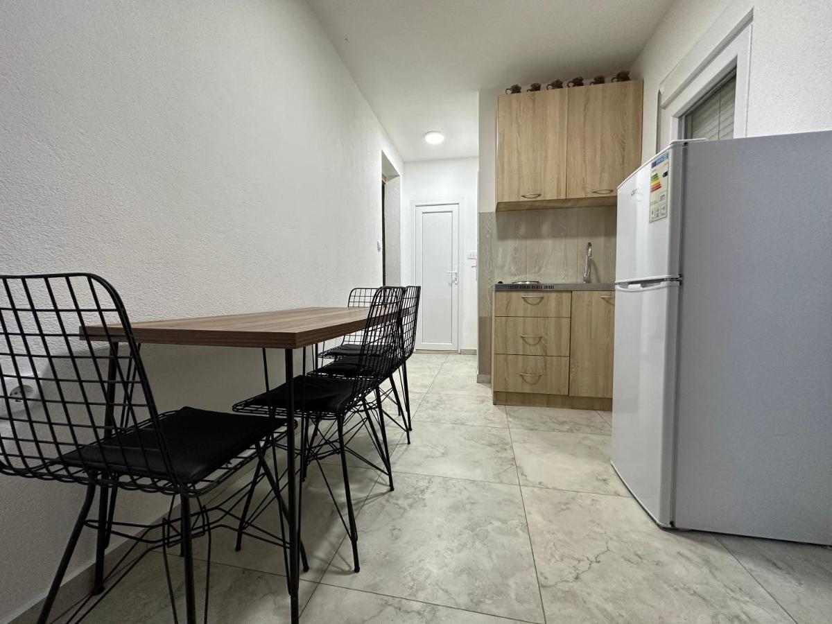 Pejovic Apartmani 莫伊科瓦茨 外观 照片